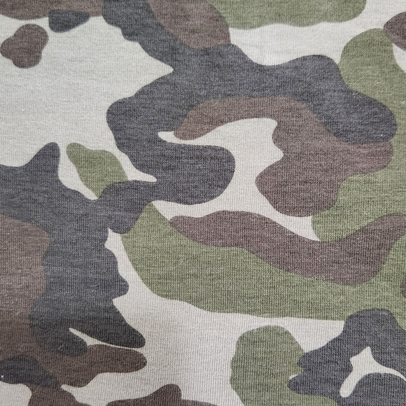 Zenana Outfitters Camo Bodysuit Size S - Picture 12 of 13